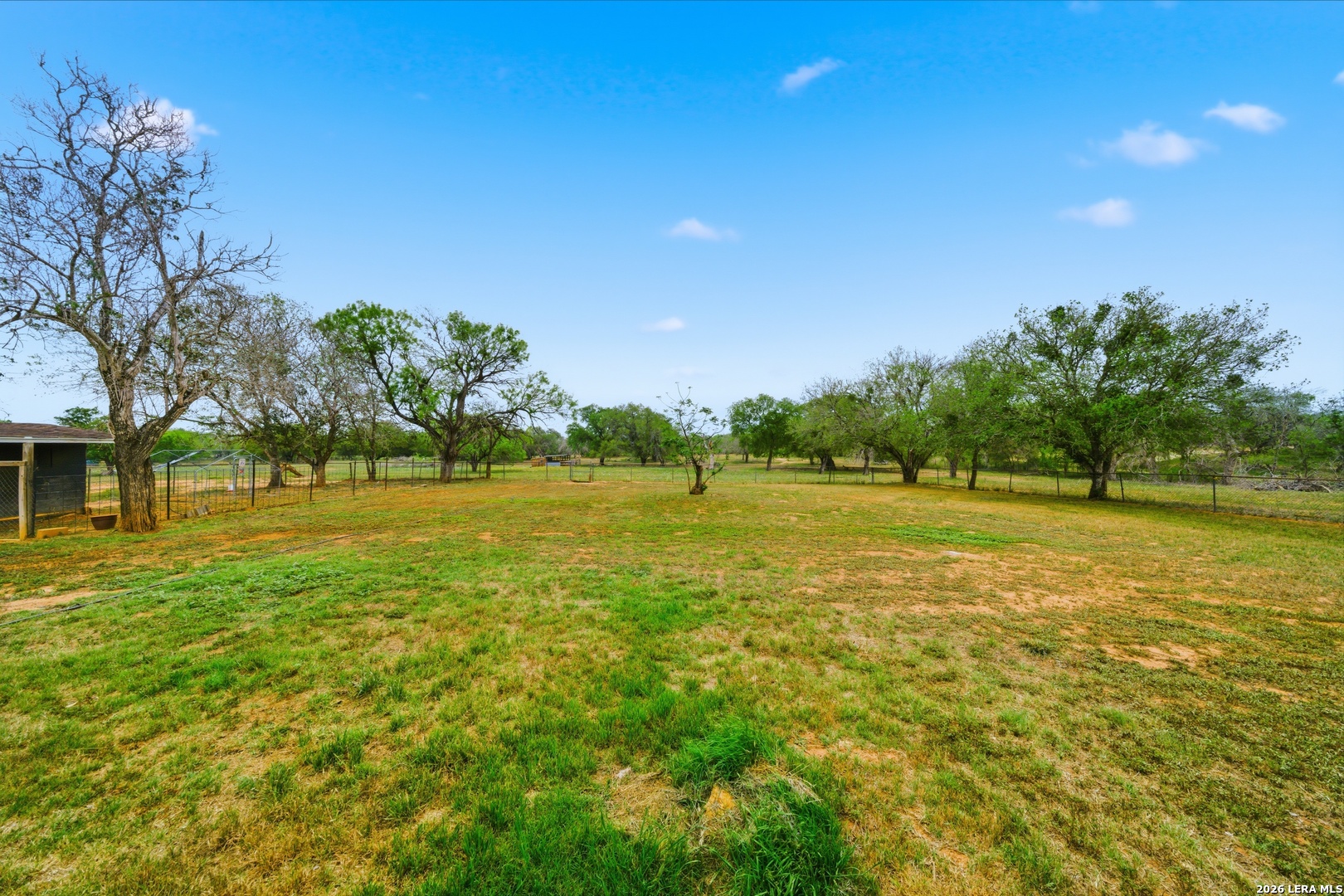 144 Oak Park Road Adkins TX 78101
