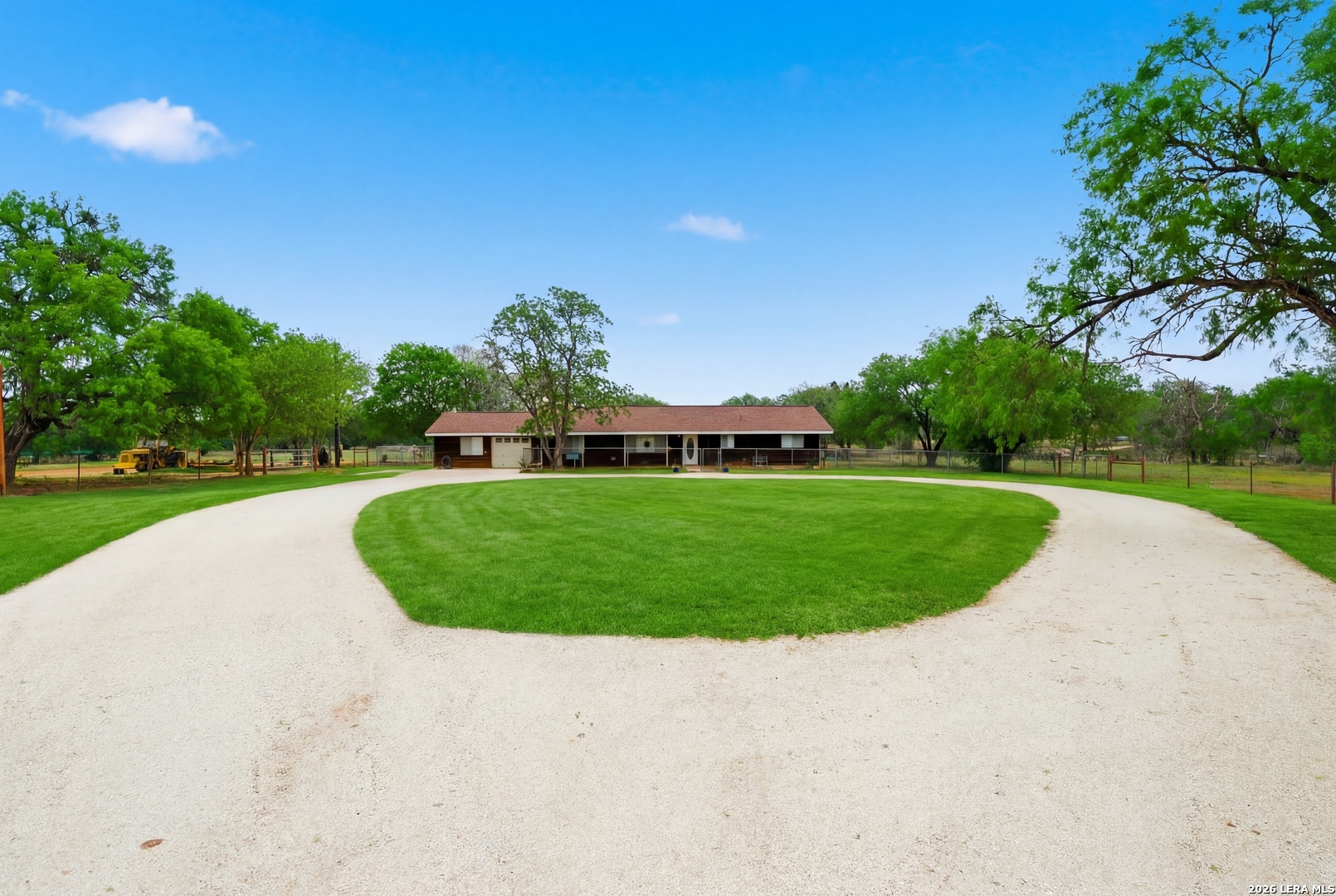 144 Oak Park Road Adkins TX 78101