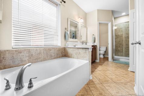 2419 Cortona Mist San Antonio TX 78260