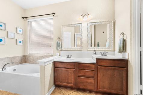2419 Cortona Mist San Antonio TX 78260