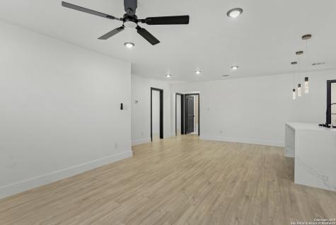 134 Elmo San Antonio TX 78225