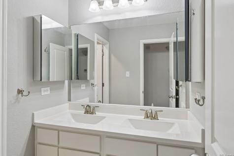 121 Cimarron Creek Boerne TX 78006