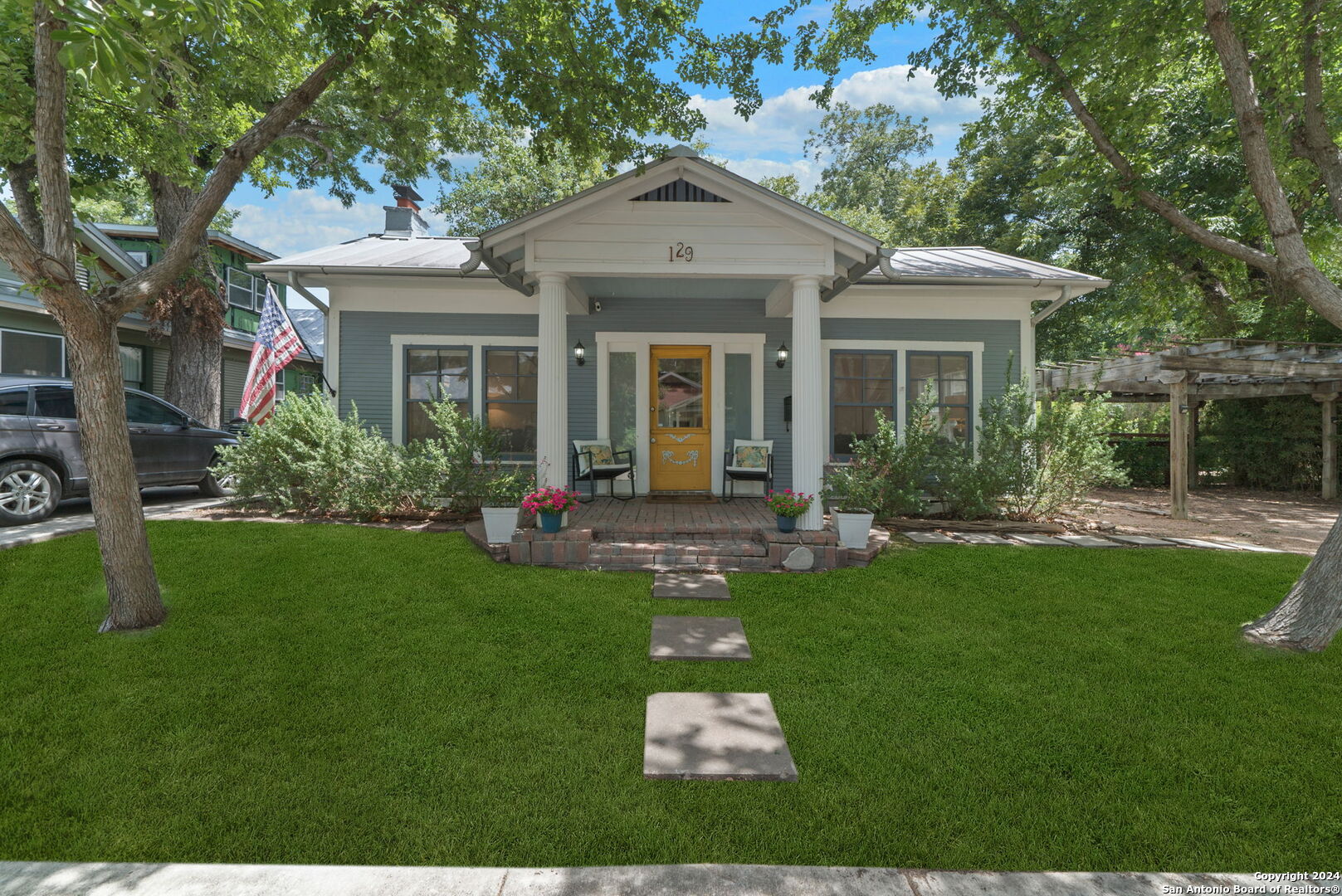 129 Magnolia Drive San Antonio TX 78212