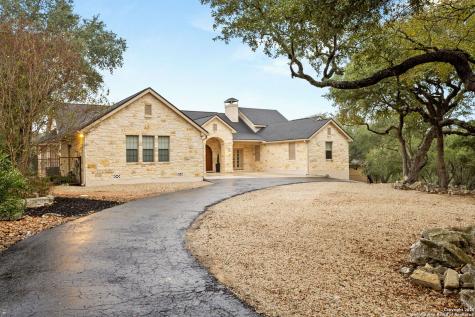 372 Shady Hollow New Braunfels TX 78132