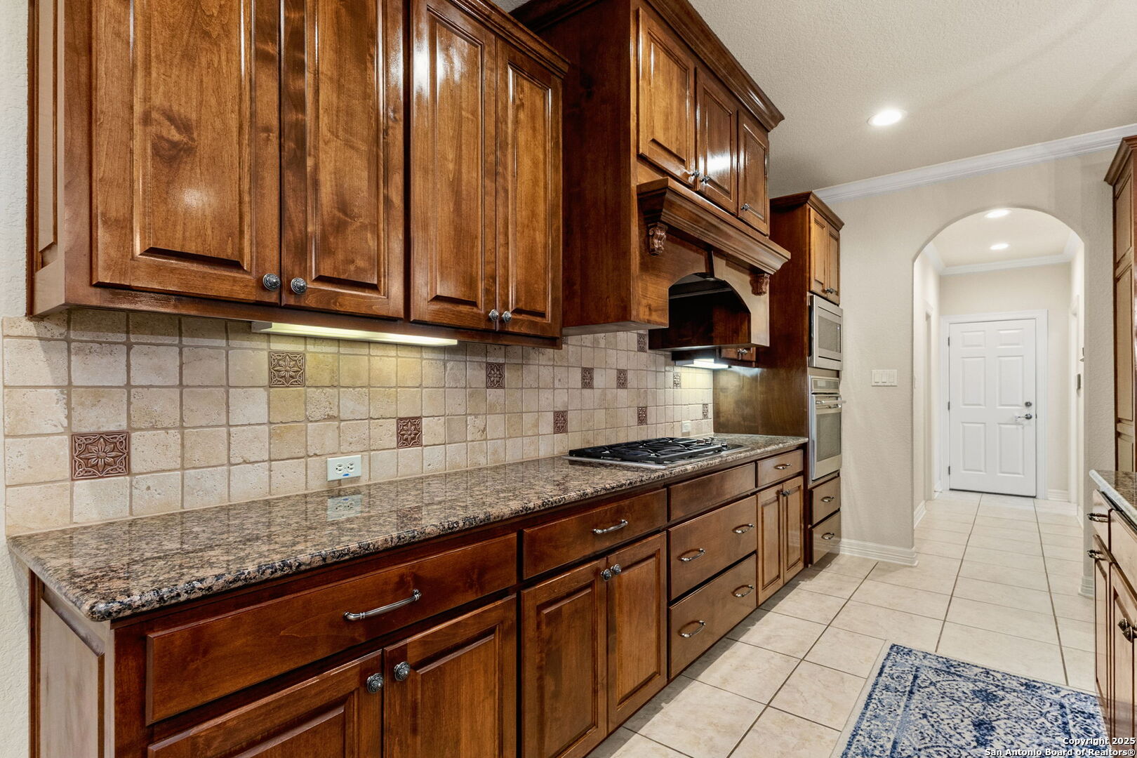 372 Shady Hollow New Braunfels TX 78132