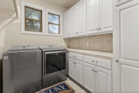 372 Shady Hollow New Braunfels TX 78132