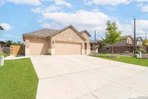 8606 Briscoe Fields San Antonio TX 78254