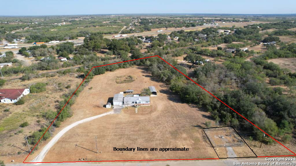 337 County Road 2518 Moore TX 78057