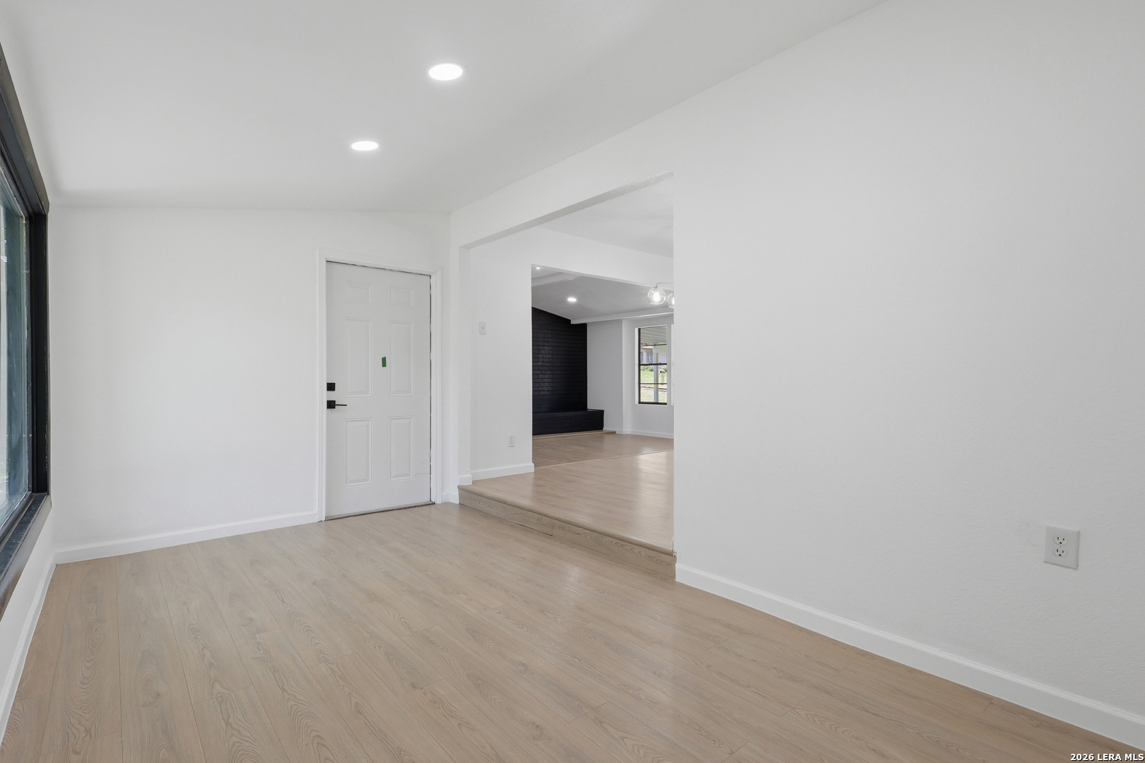 210 W Glenview San Antonio TX 78228