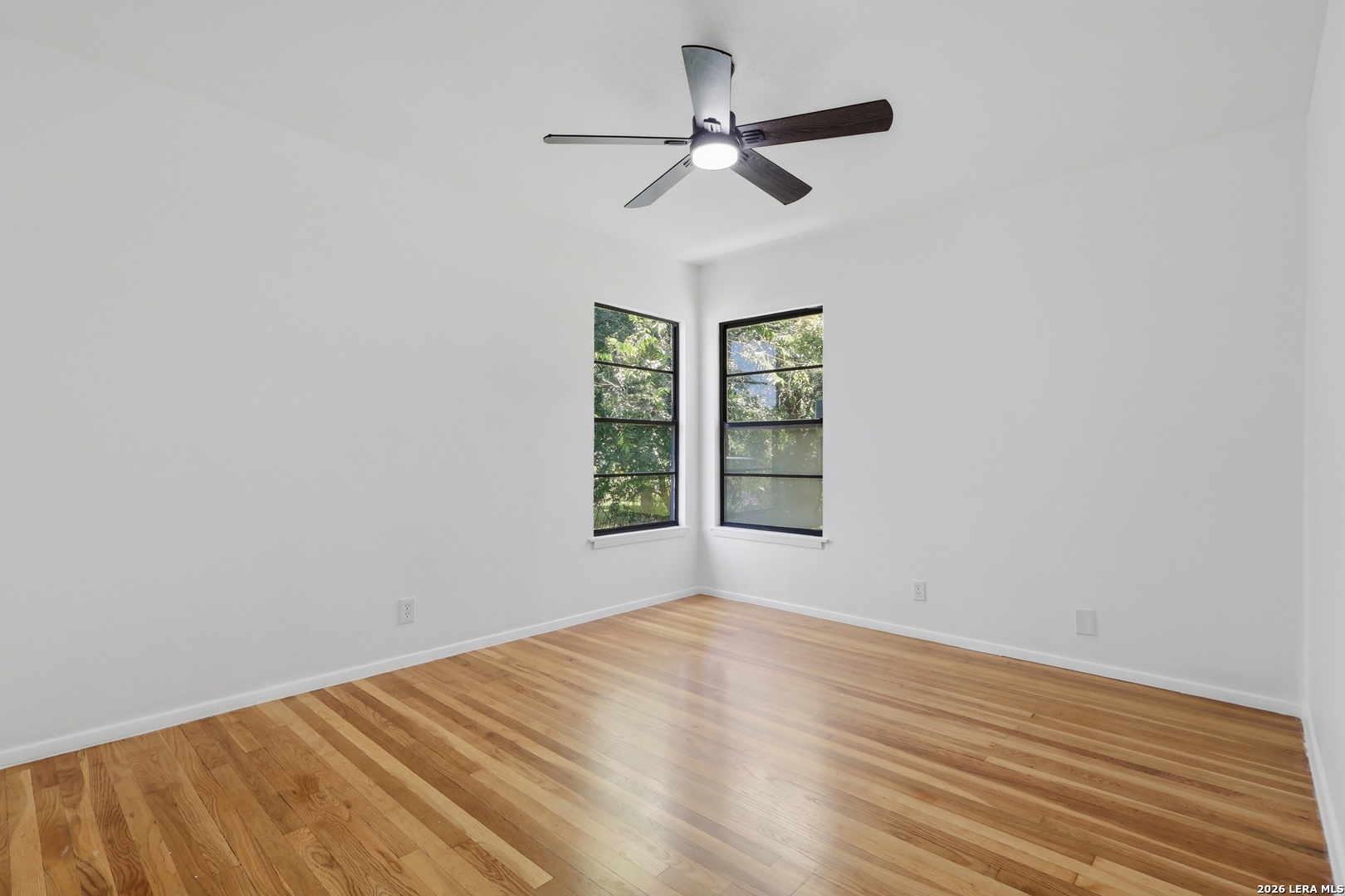 210 W Glenview San Antonio TX 78228