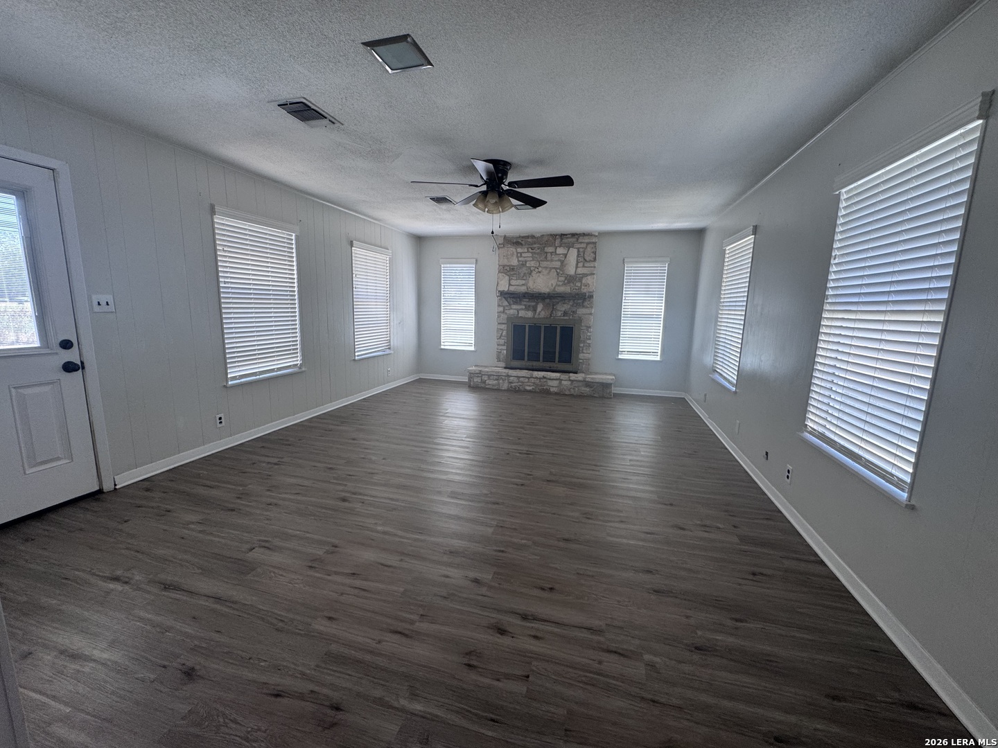 303 Dry Hollow Road La Vernia TX 78121