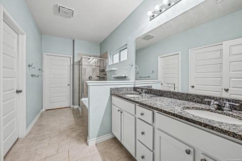 645 Amber Creek Cibolo TX 78108