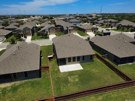 645 Amber Creek Cibolo TX 78108