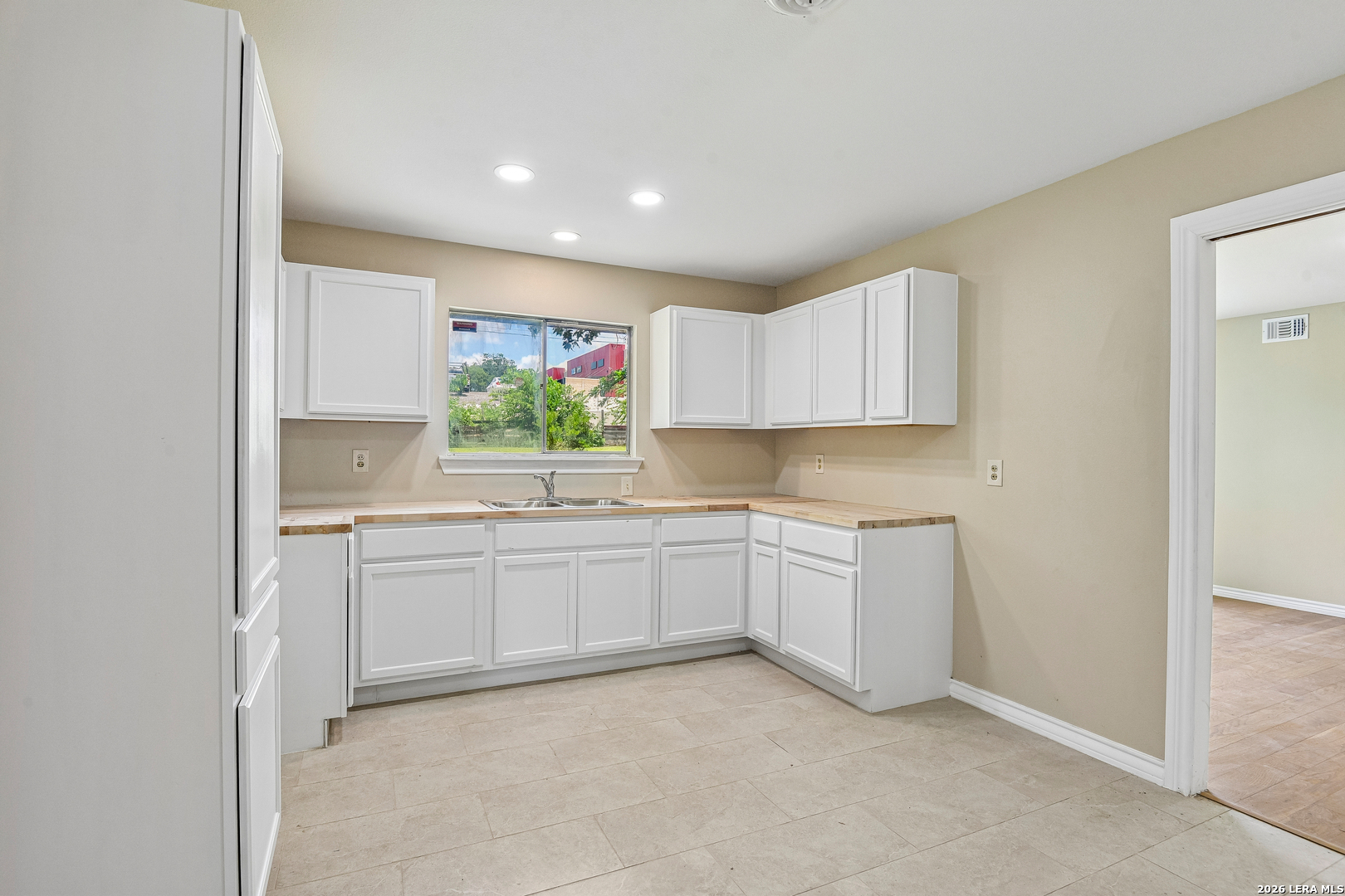 111 Hannasch Drive San Antonio TX 78213