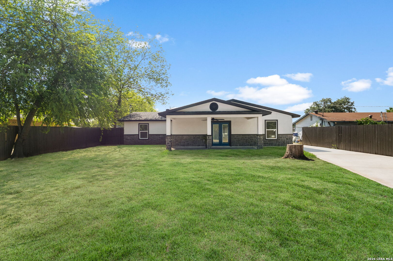 323 Pinehurst Boulevard San Antonio TX 78221