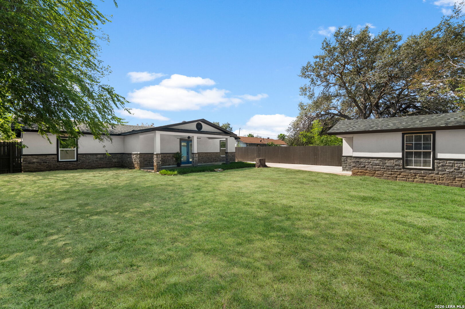 323 Pinehurst Boulevard San Antonio TX 78221