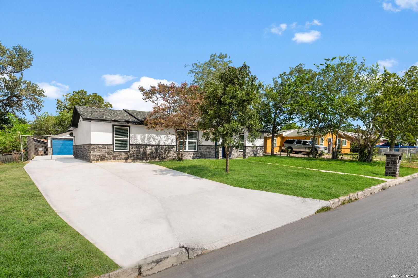 323 Pinehurst Boulevard San Antonio TX 78221