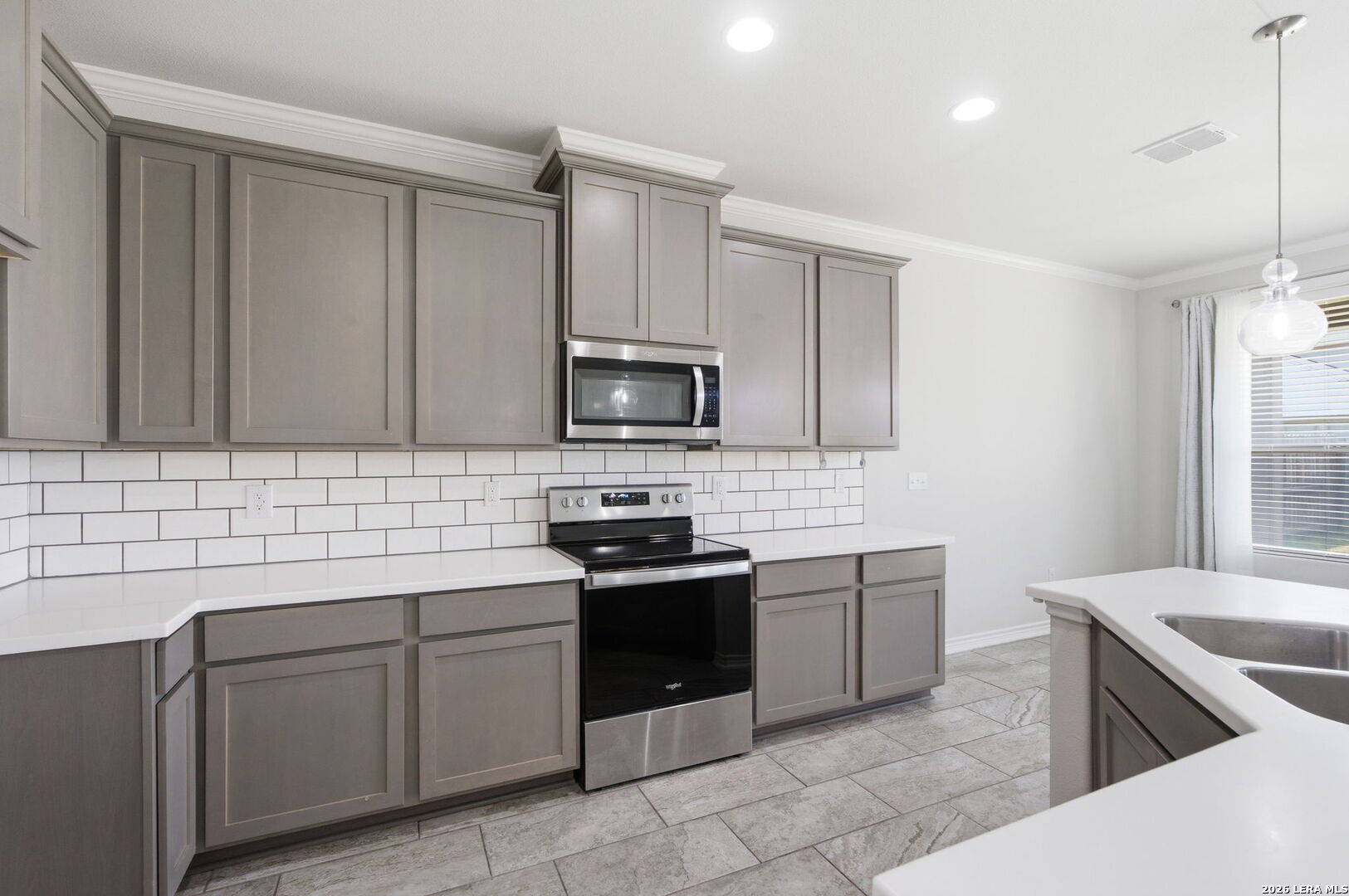 1036 Ocean Breeze Portland TX 78374