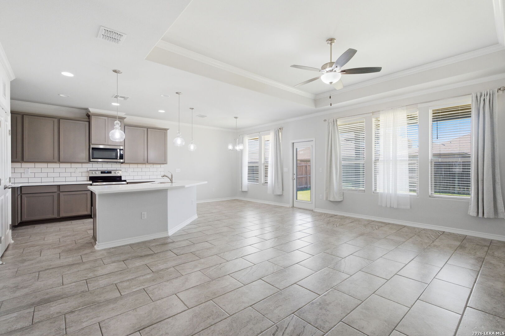 1036 Ocean Breeze Portland TX 78374