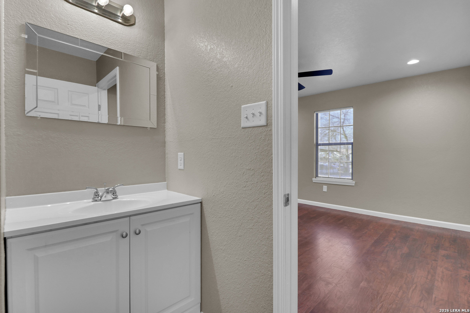 1635 Arbor San Antonio TX 78207