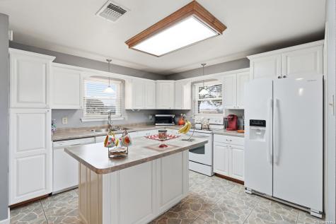 155 Ranch Country La Vernia TX 78121