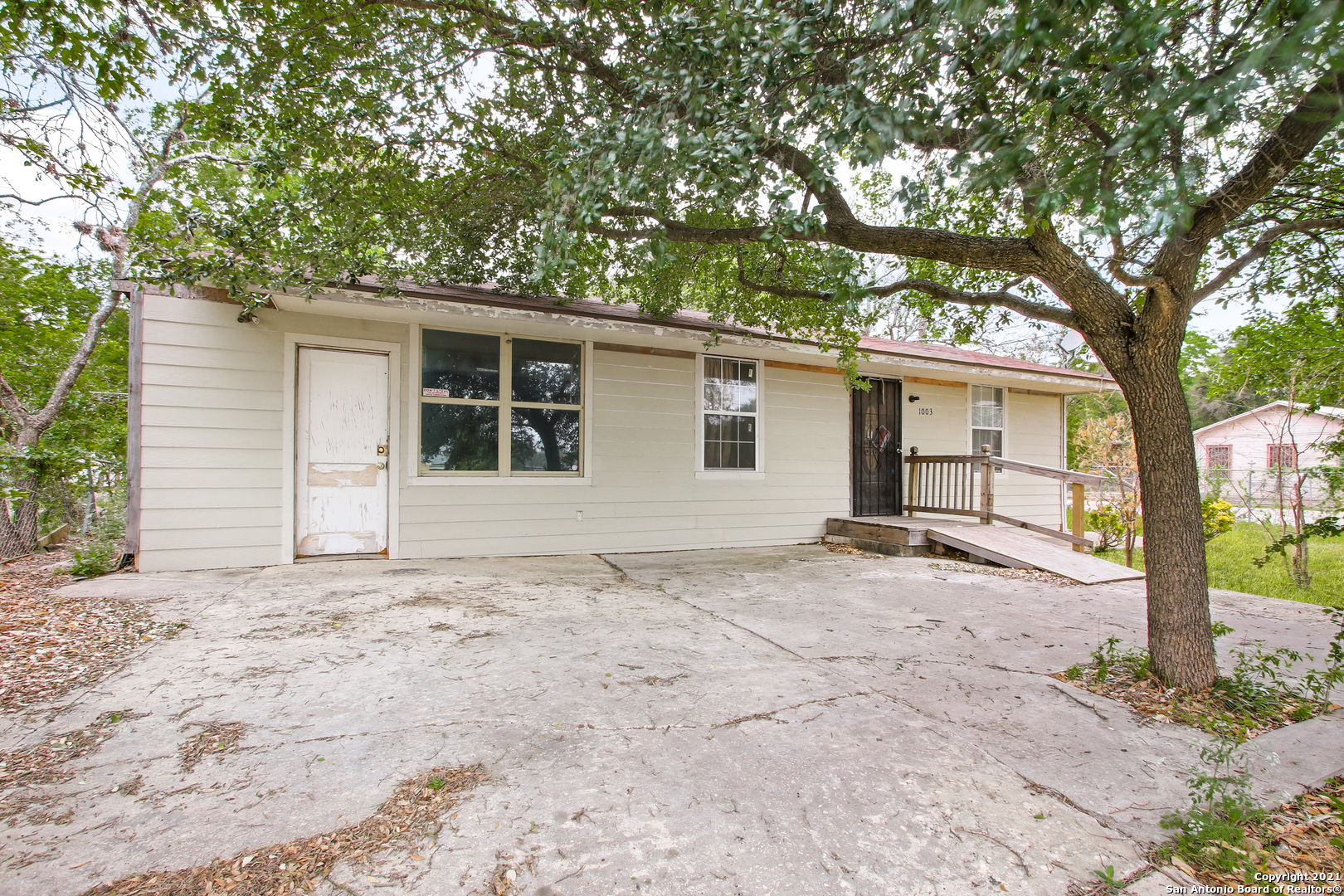 1003 Clark Avenue San Antonio TX 78210