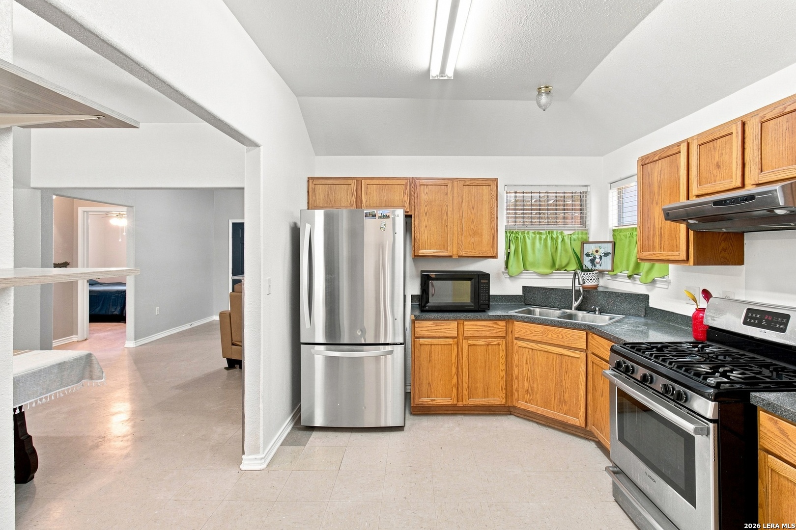 608 & 614 Whitman Avenue San Antonio TX 78211