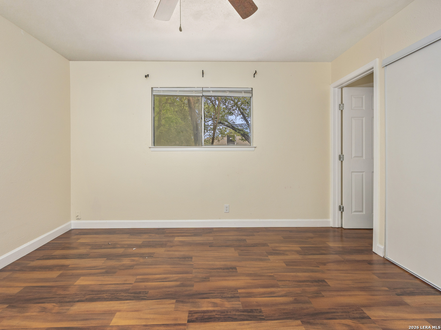 7643 Glen Mont San Antonio TX 78239