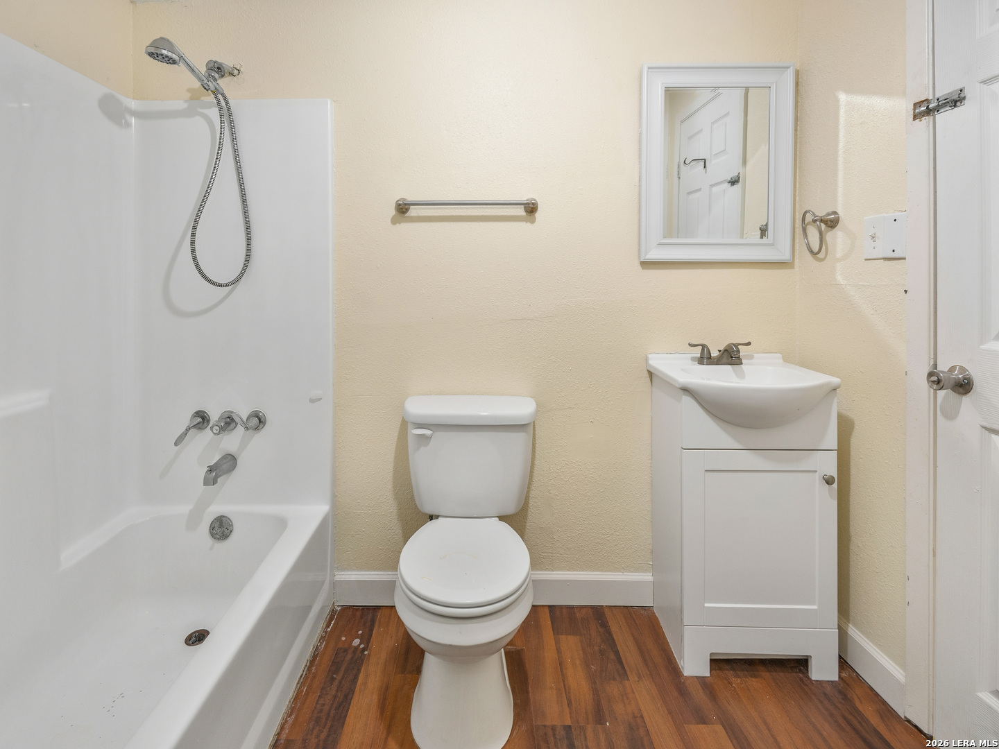 7643 Glen Mont San Antonio TX 78239