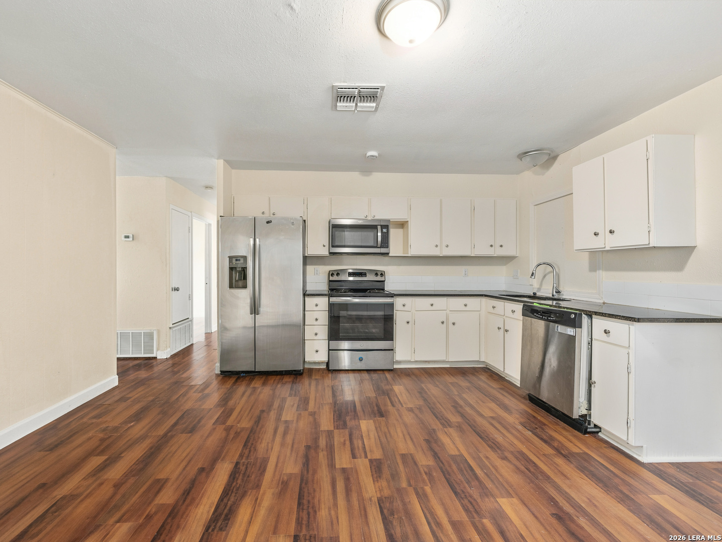 7643 Glen Mont San Antonio TX 78239