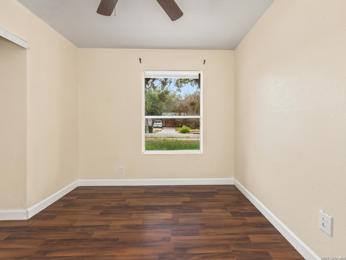 7643 Glen Mont San Antonio TX 78239