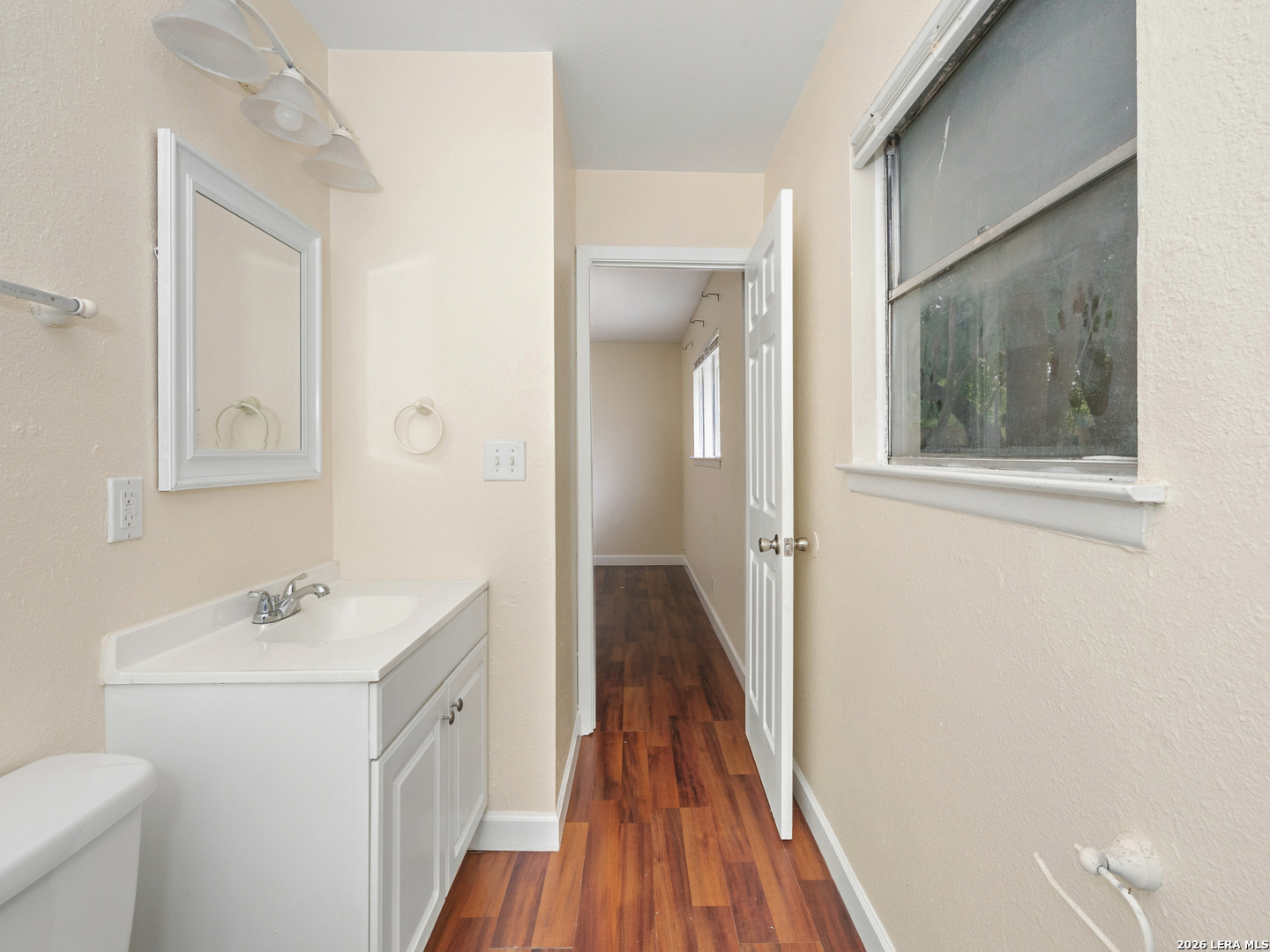 7643 Glen Mont San Antonio TX 78239