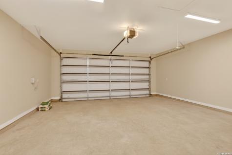 721 N Dickson Poth TX 78147