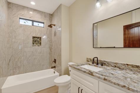 721 N Dickson Poth TX 78147