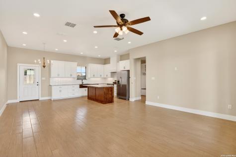721 N Dickson Poth TX 78147