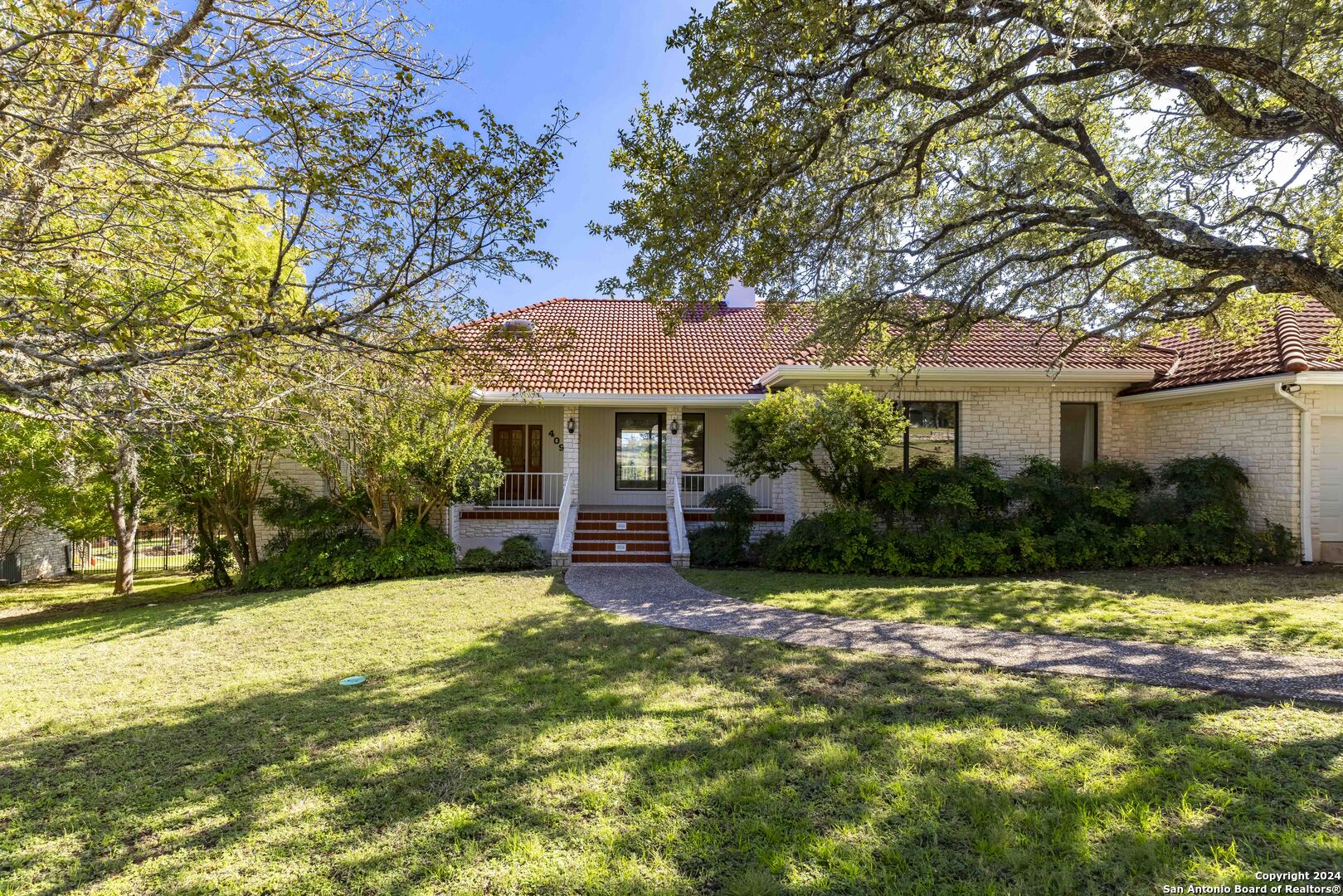 409 Spring Mill Drive Kerrville TX 78028