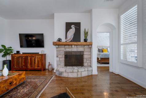 487 Mission Hill New Braunfels TX 78132
