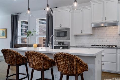 487 Mission Hill New Braunfels TX 78132