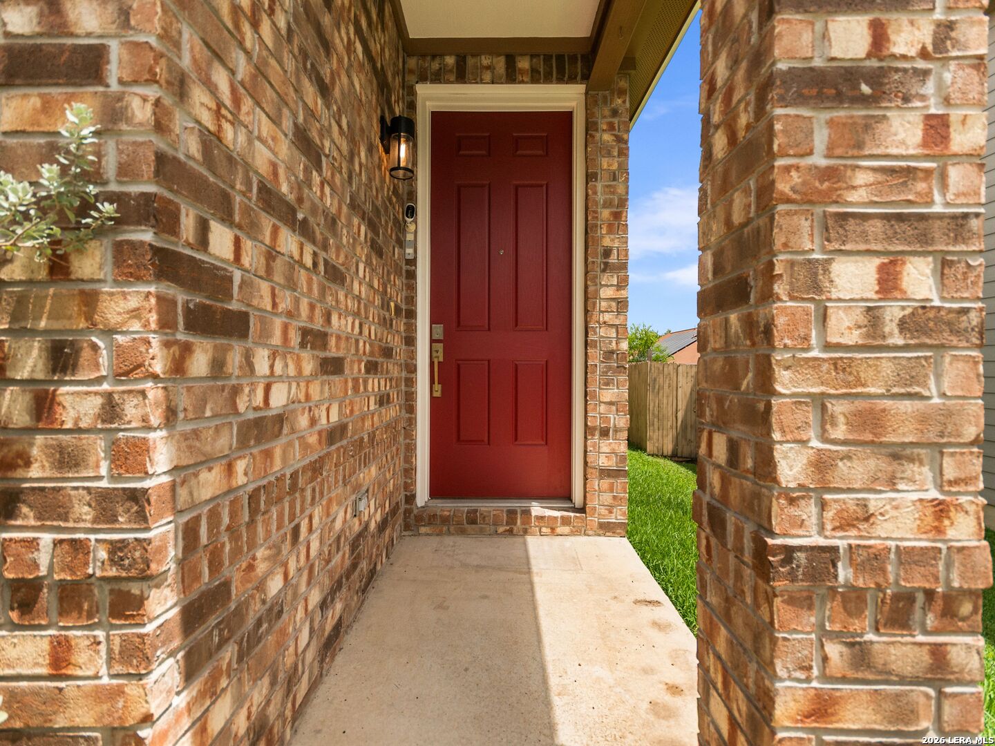 3358 Uresti Fields Converse TX 78109