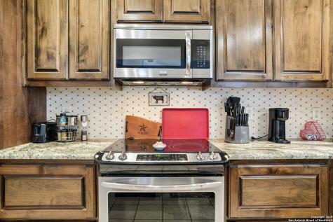 5323 Cerro Vista San Antonio TX 78233