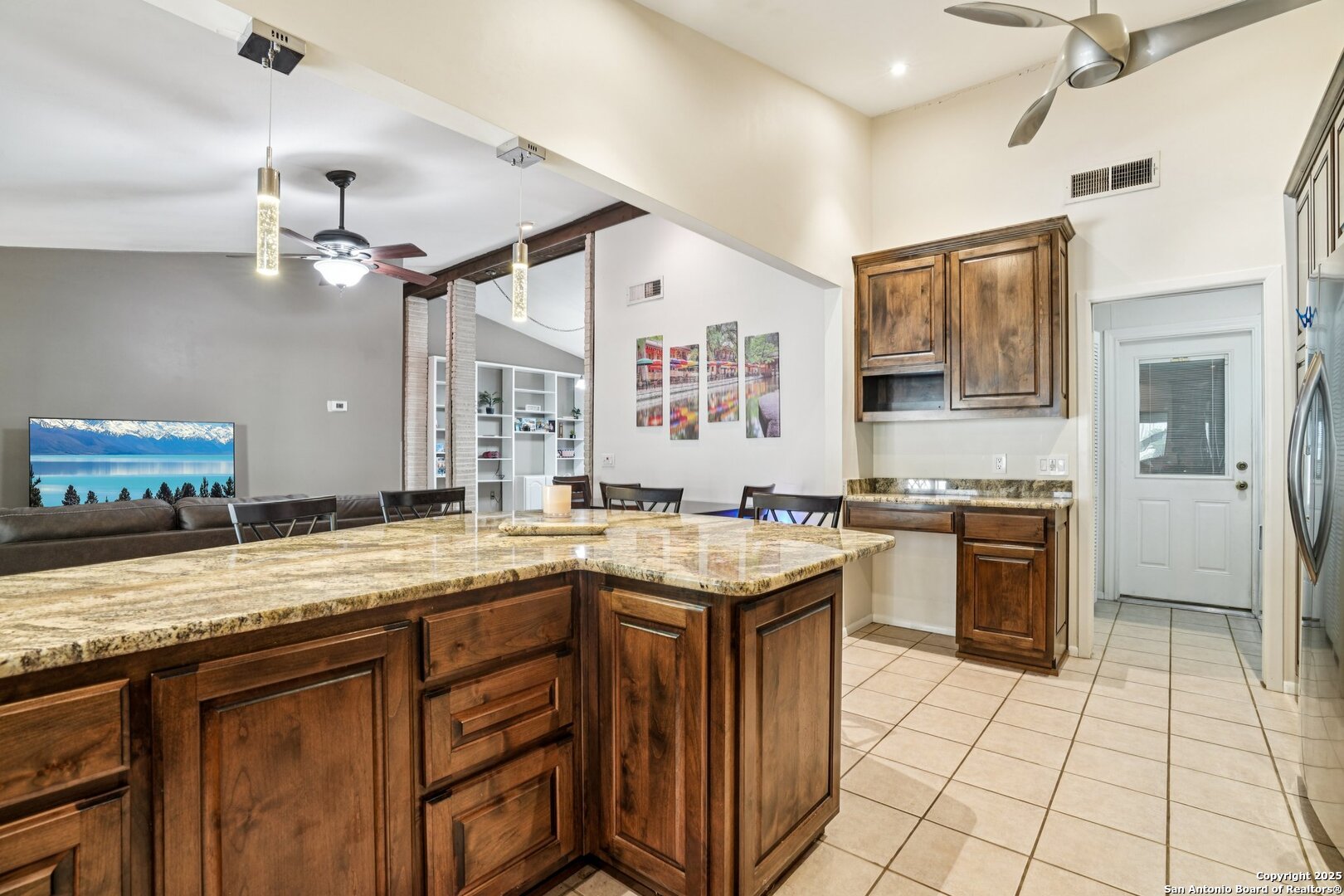 5323 Cerro Vista San Antonio TX 78233