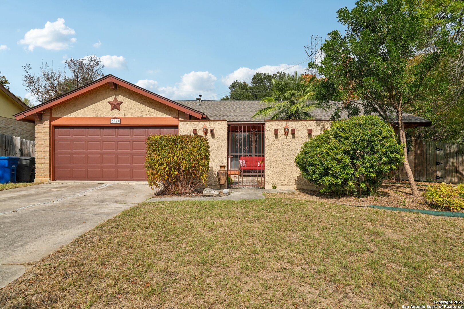5323 Cerro Vista San Antonio TX 78233