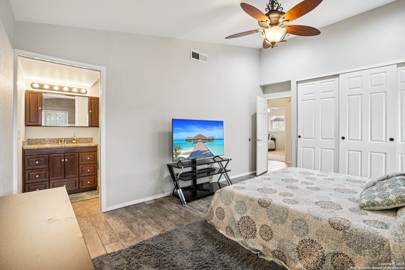 5323 Cerro Vista San Antonio TX 78233