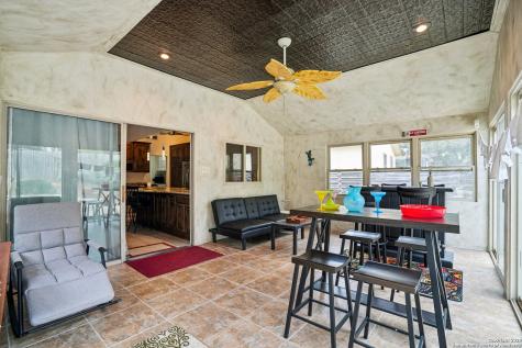 5323 Cerro Vista San Antonio TX 78233