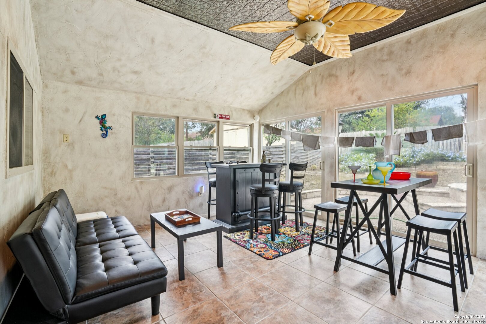 5323 Cerro Vista San Antonio TX 78233