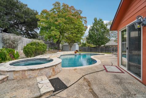 5323 Cerro Vista San Antonio TX 78233