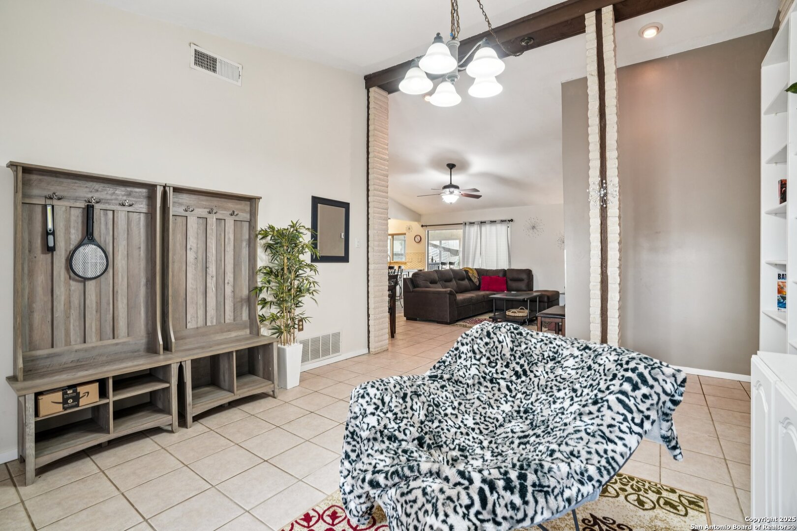 5323 Cerro Vista San Antonio TX 78233