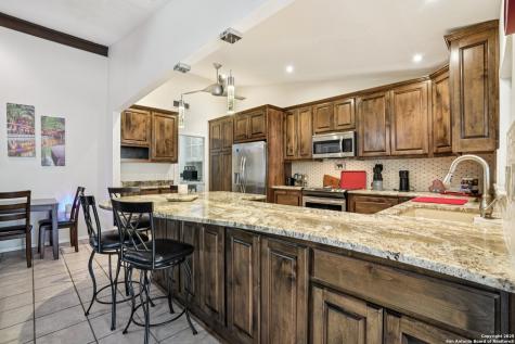 5323 Cerro Vista San Antonio TX 78233