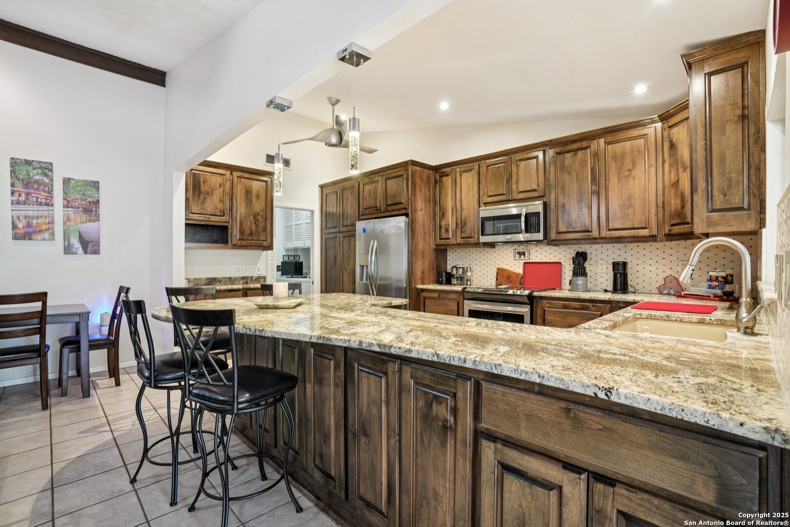 5323 Cerro Vista San Antonio TX 78233