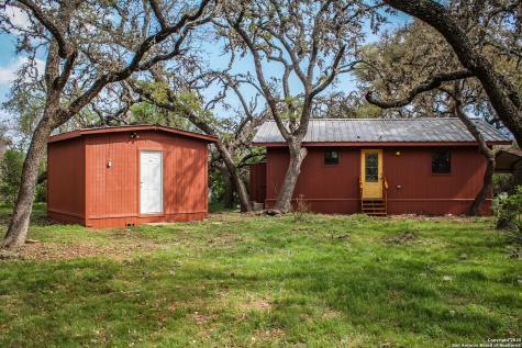695 South Thunder Creek Road Utopia TX 78884